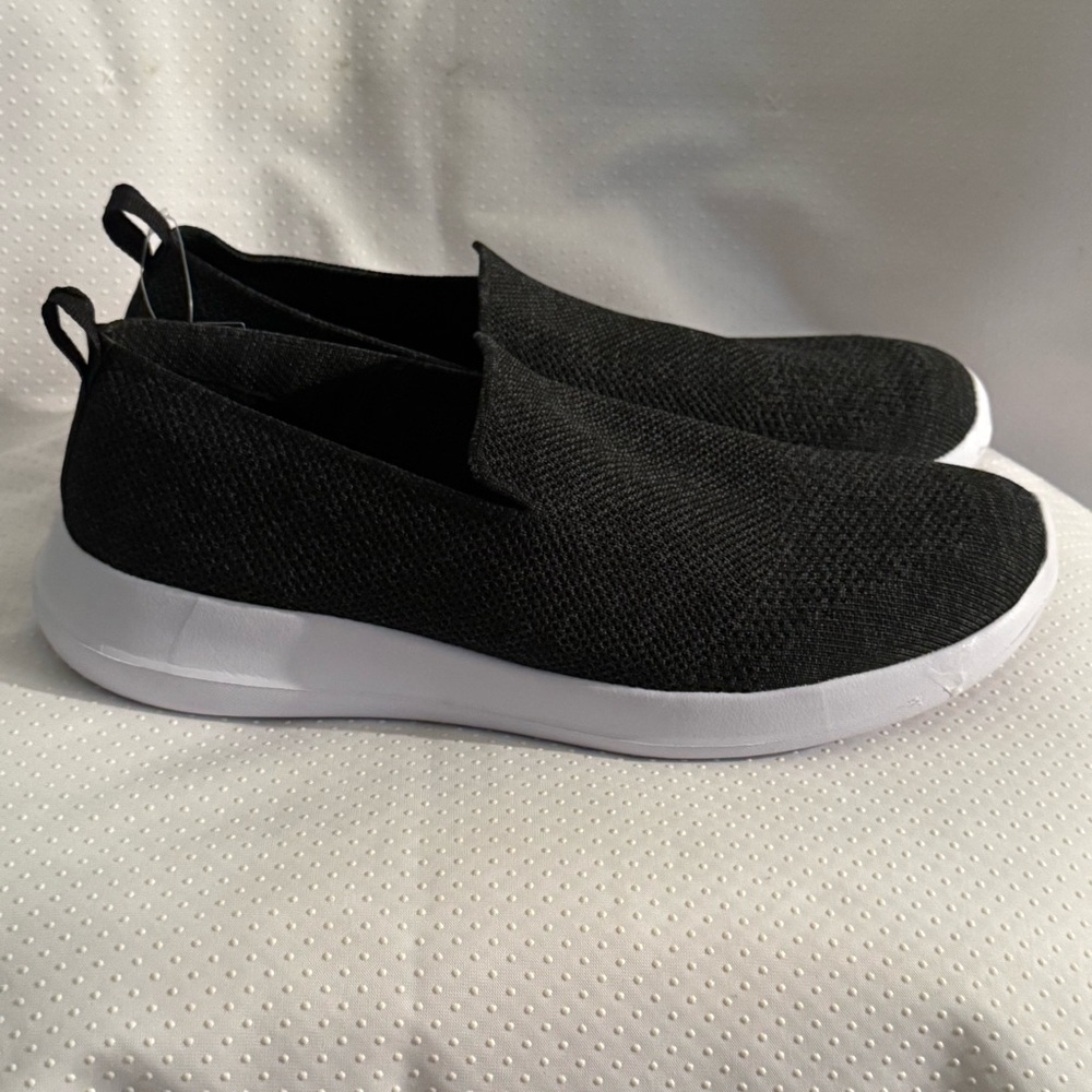 Athletic Works Black Slip-On Sneakers Women’s Size 11 Shoes Memory Foam‎ New